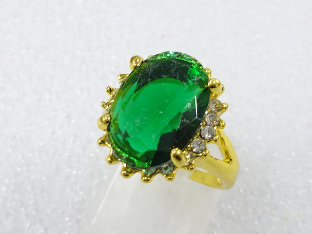 COLORED STONE RING (SIZE 10)